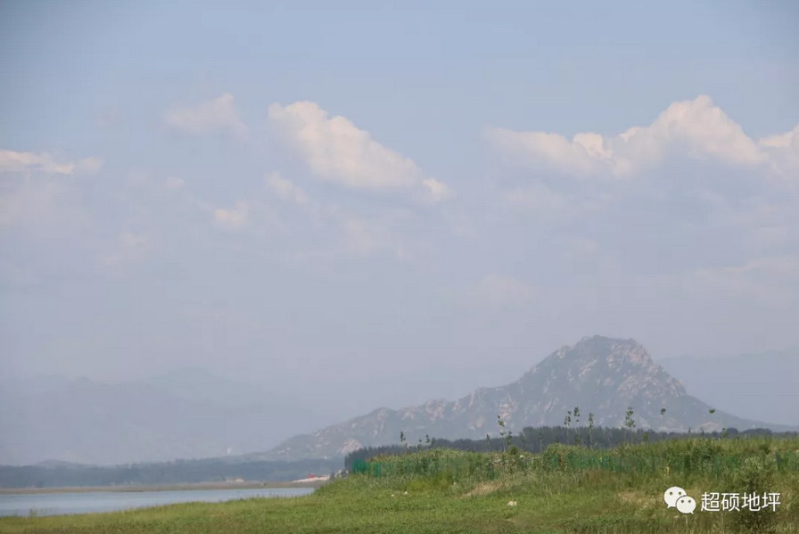 在“微秋”时节来一次最原始的旅行吧——超硕地坪